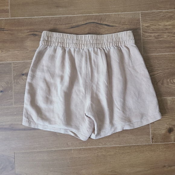 Aerie twill button fly v-waist shorts - Picture 4 of 4